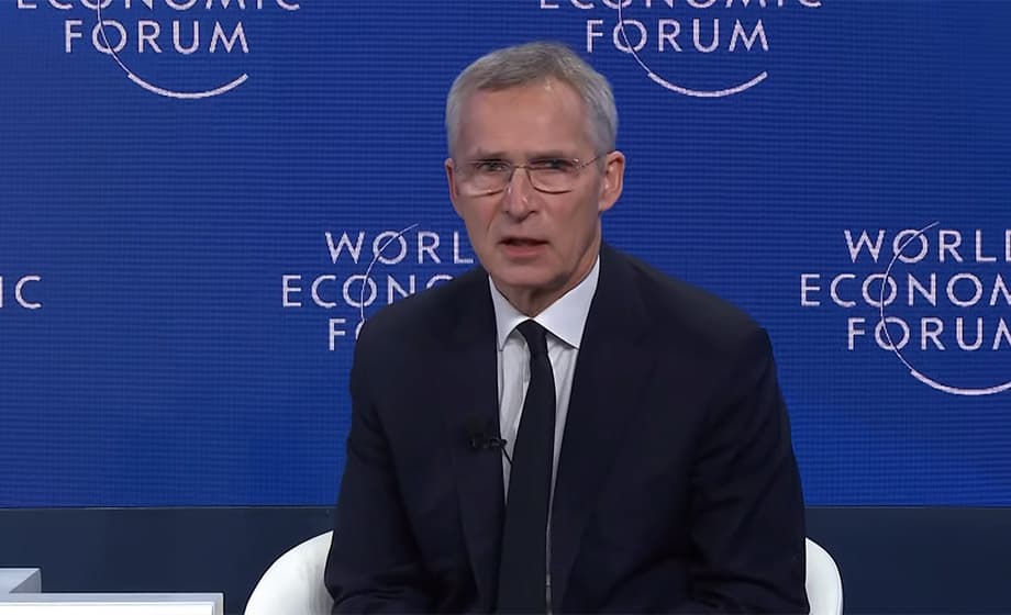 Stoltenberg: Mer vapen till Ukraina är vägen till fred